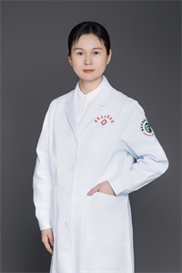 周义萍.jpg 周义萍.jpg